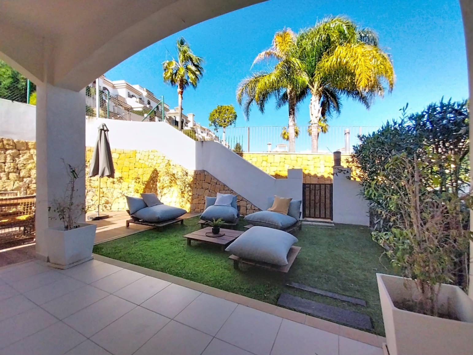 3 slaapkamer Halfvrijstaande villa te koop in Polop met zwembad garage - € 330.000 (Ref: 9572298)