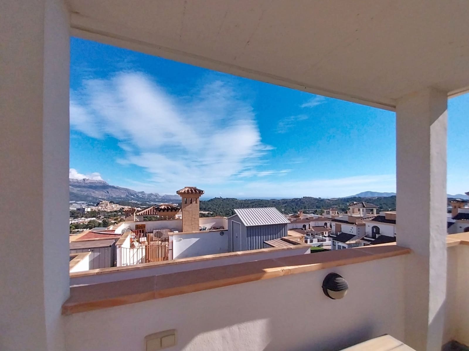 3 slaapkamer Halfvrijstaande villa te koop in Polop met zwembad garage - € 330.000 (Ref: 9572298)