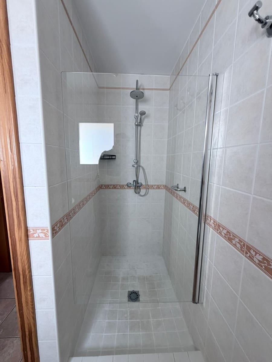 2 slaapkamer Halfvrijstaande villa te koop in La Nucia met zwembad - € 310.000 (Ref: 9584603)