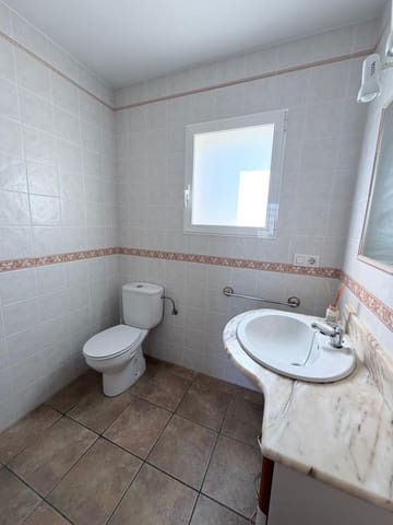 2 makuuhuone Paritalo myytävänä paikassa La Nucia Pueblo  , La Nucia mukana uima-altaan - 310 000 € (Ref: 9584603)