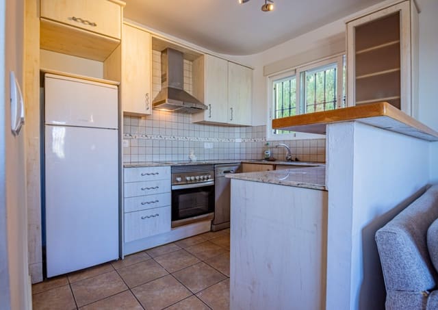 2 makuuhuone Paritalo myytävänä paikassa La Nucia Pueblo  , La Nucia mukana uima-altaan - 289 000 € (Ref: 9584603)