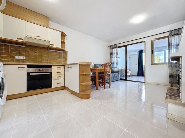 1 soveværelse Bungalow til salg i La Nucia Pueblo  , La Nucia med swimmingpool - € 155.000 (Ref: 9590338)