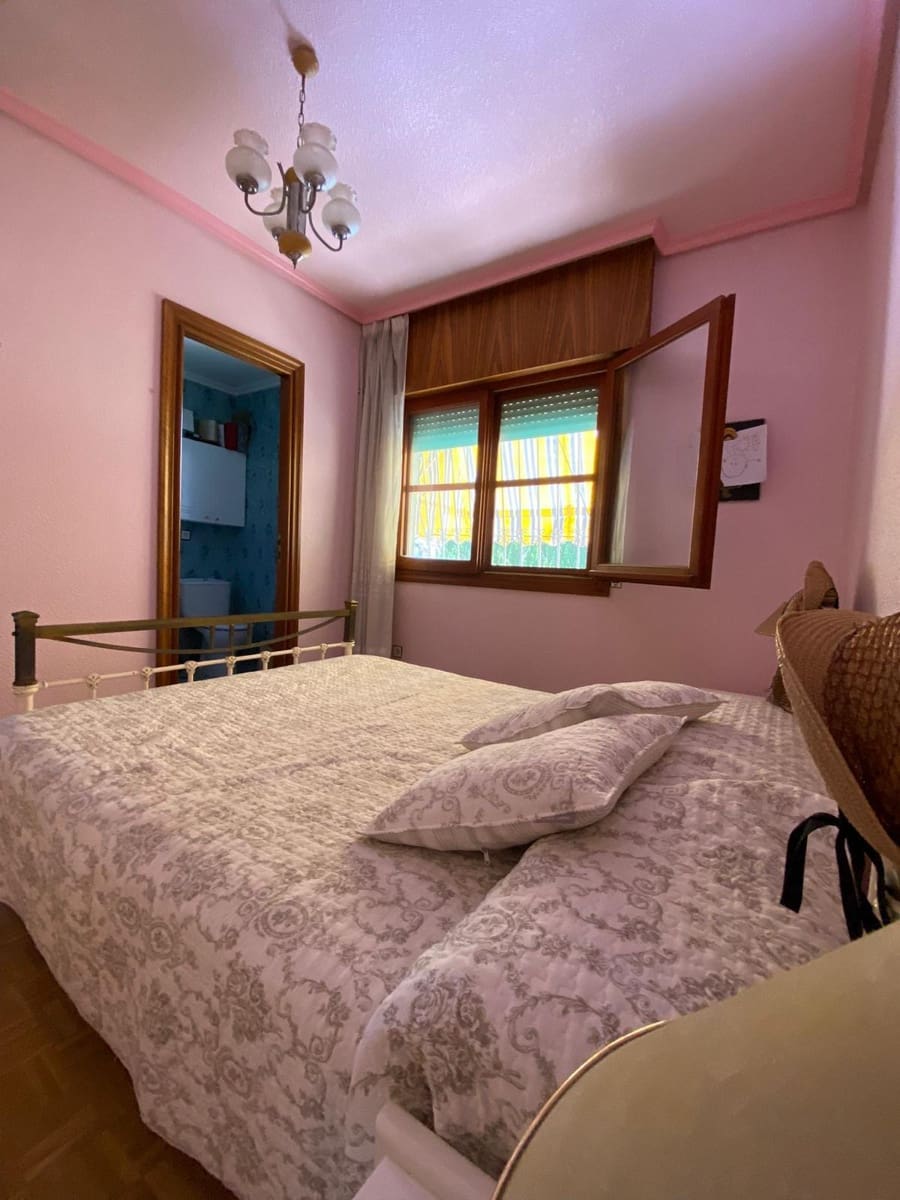 6 makuuhuone Huvila myytävänä paikassa La Nucia mukana uima-altaan 
autotalli - 625 000 € (Ref: 9598087)