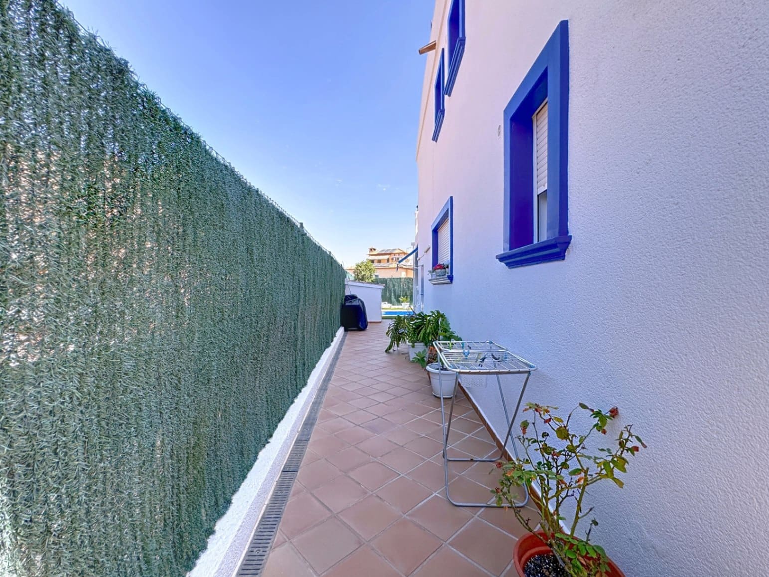 4 quarto Moradia Geminada para venda em Albir com piscina garagem - 600 000 € (Ref: 9603434)