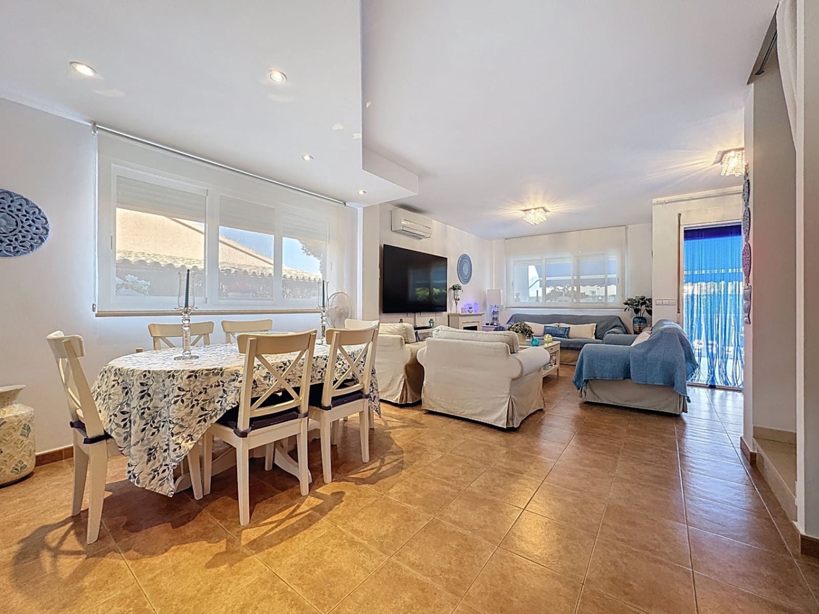 4 quarto Moradia Geminada para venda em Albir com piscina garagem - 600 000 € (Ref: 9603434)