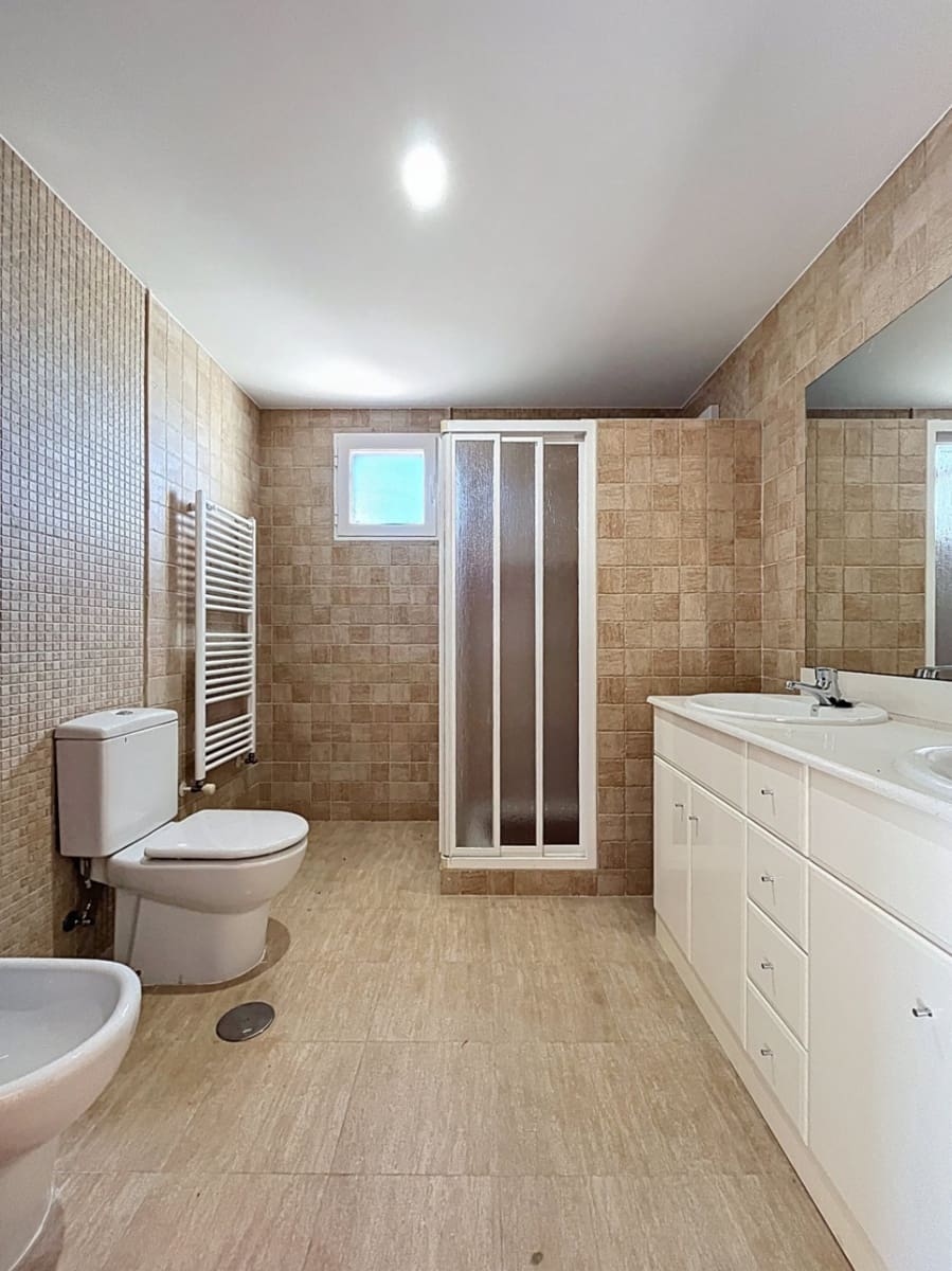 6 Zimmer Villa zu verkaufen in Benidorm mit Pool Garage - 970.000 € (Ref: 9606571)