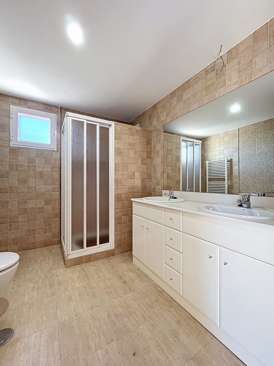 6 Zimmer Villa zu verkaufen in Benidorm mit Pool Garage - 970.000 € (Ref: 9606571)