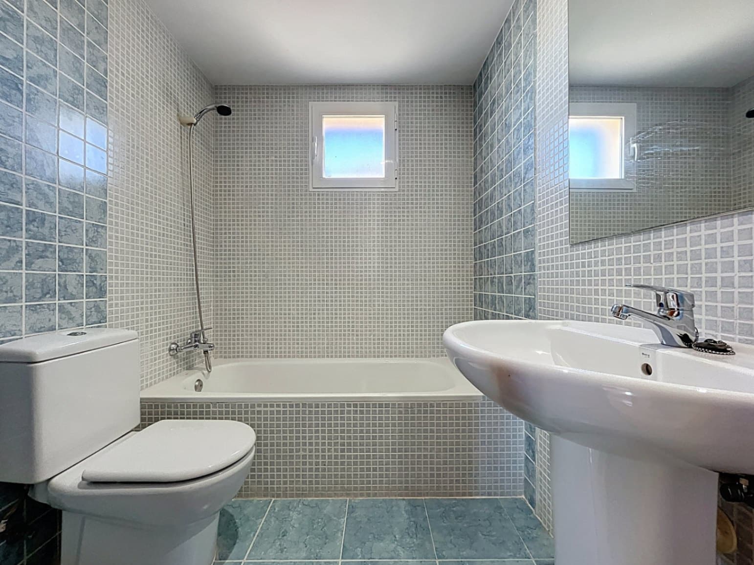 6 Zimmer Villa zu verkaufen in Benidorm mit Pool Garage - 970.000 € (Ref: 9606571)