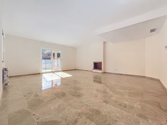 6 Zimmer Villa zu verkaufen in Rincón de Loix, Benidorm mit Pool Garage - 970.000 € (Ref: 9606571)