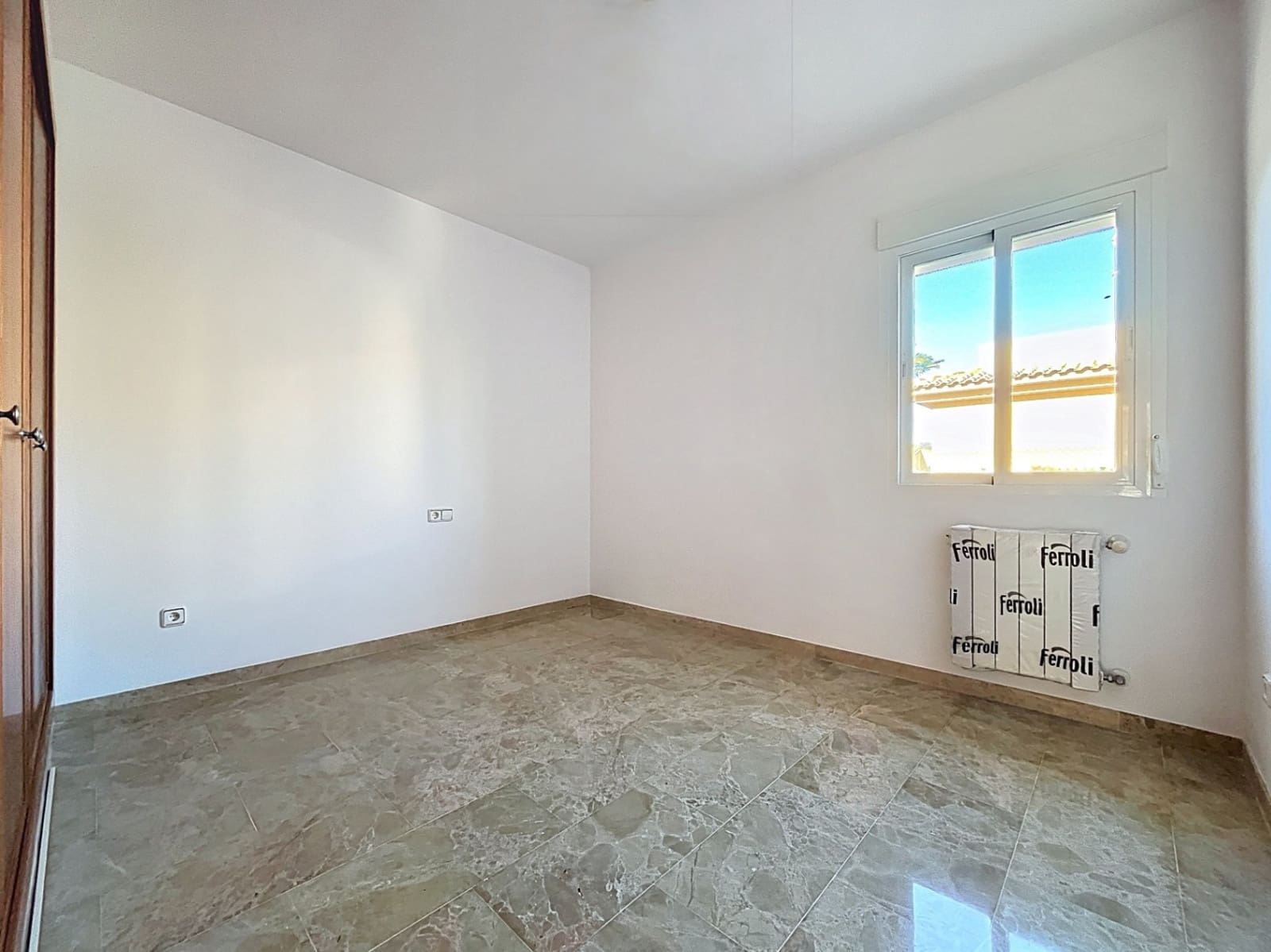 6 Zimmer Villa zu verkaufen in Benidorm mit Pool Garage - 970.000 € (Ref: 9606571)