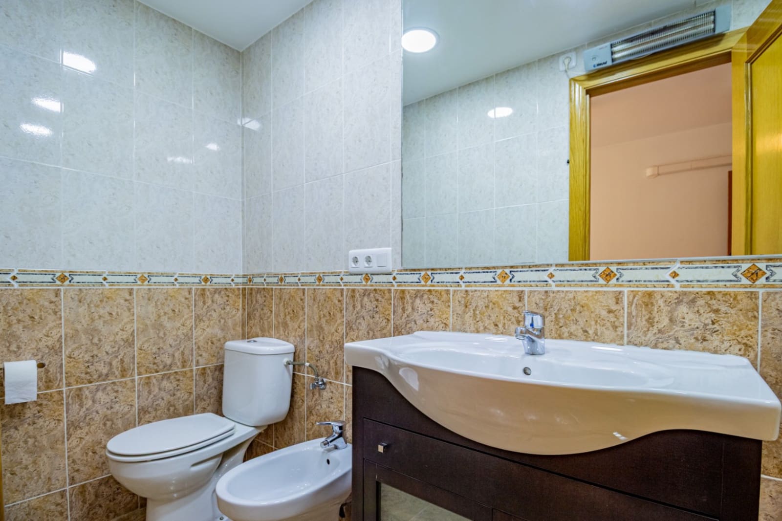 2 bedroom Apartment for sale in Alfaz del Pi / L'Alfas del Pi with pool garage - € 239,000 (Ref: 9611868)