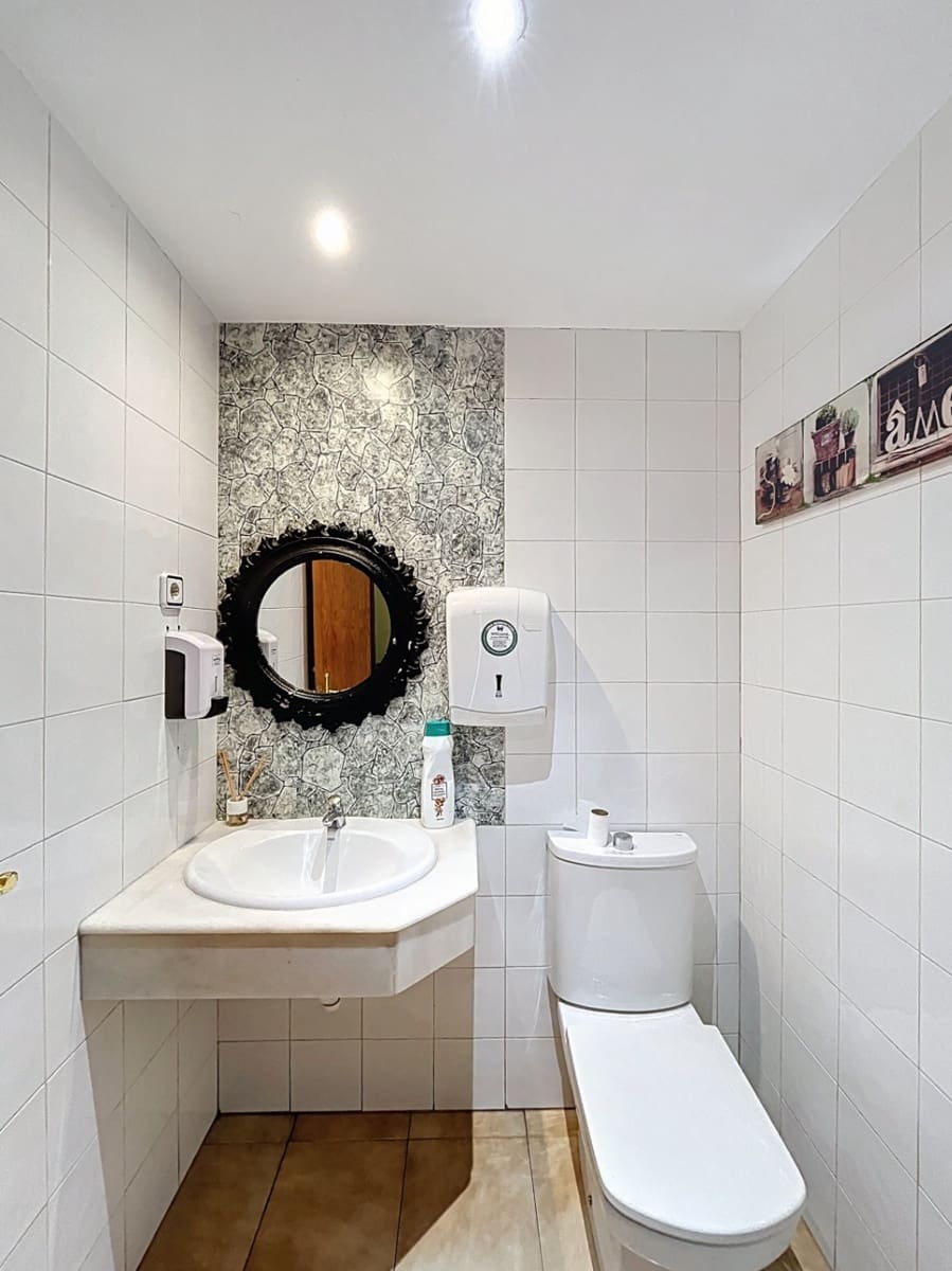 Erhverv til salg i Altea - € 215.000 (Ref: 9614176)