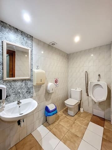 Erhverv til salg i Altea - € 215.000 (Ref: 9614176)