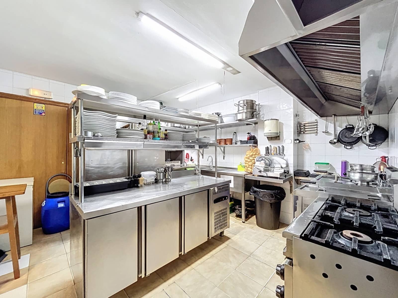 Erhverv til salg i Altea - € 215.000 (Ref: 9614176)