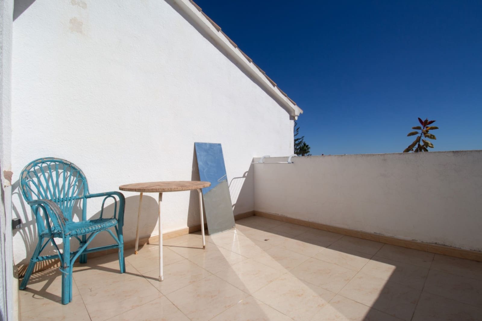 4 makuuhuone Paritalo myytävänä paikassa Alfaz del Pi / L'Alfas del Pi mukana uima-altaan 
autotalli - 347 500 € (Ref: 9618649)