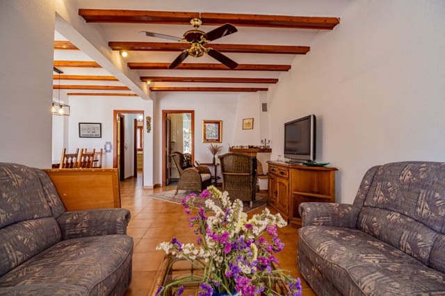 4 makuuhuone Paritalo myytävänä paikassa Pueblo - Urbanizaciones, Alfaz del Pi / L'Alfàs del Pi mukana uima-altaan 
autotalli - 347 500 € (Ref: 9618649)