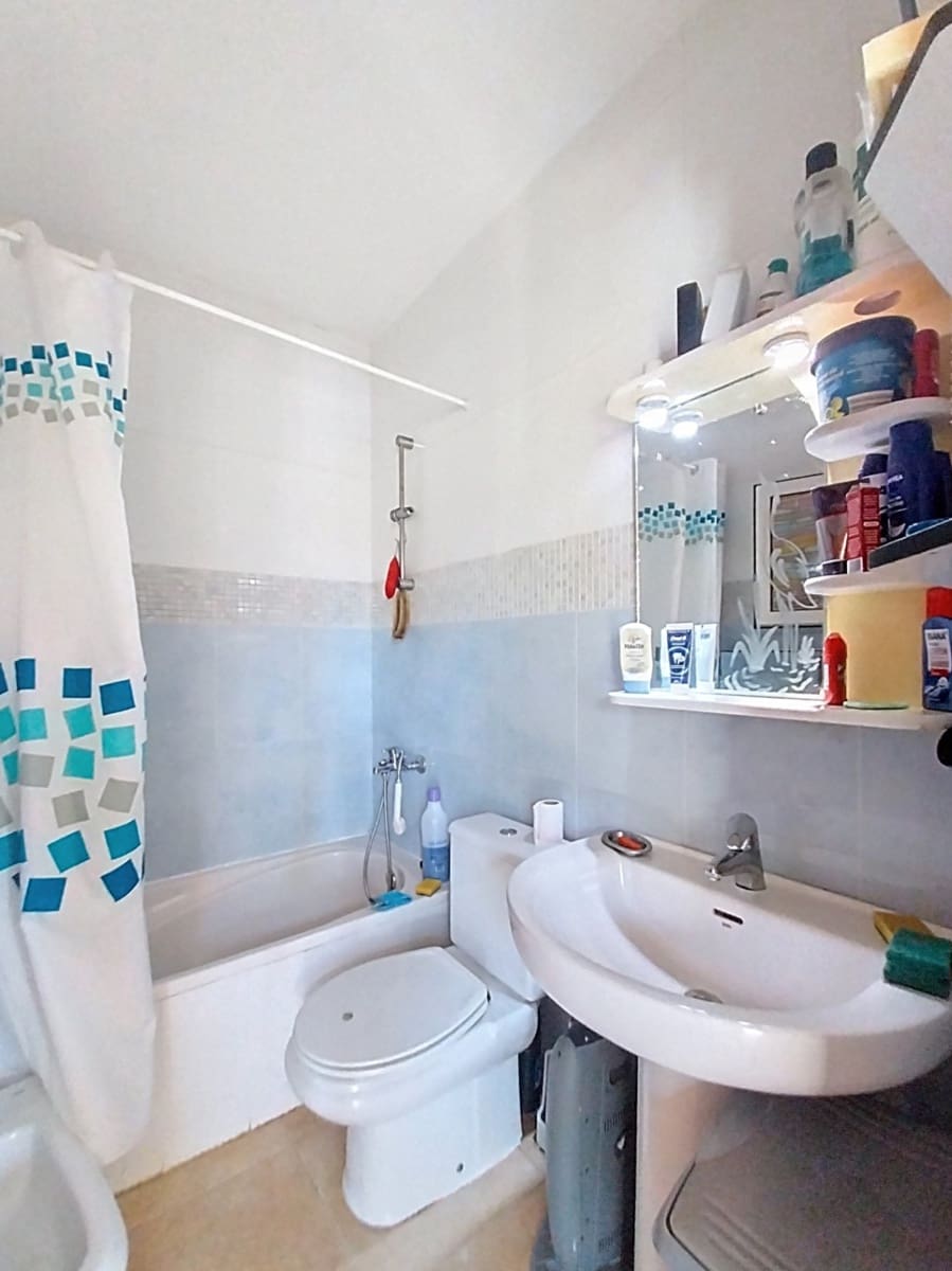 5 soveværelse Villa til salg i La Nucia med garage - € 475.000 (Ref: 9624043)