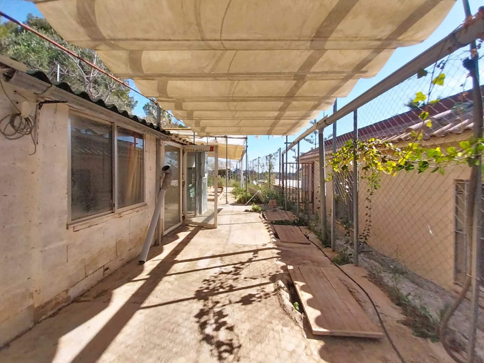 5 soveværelse Villa til salg i La Nucia med garage - € 475.000 (Ref: 9624043)