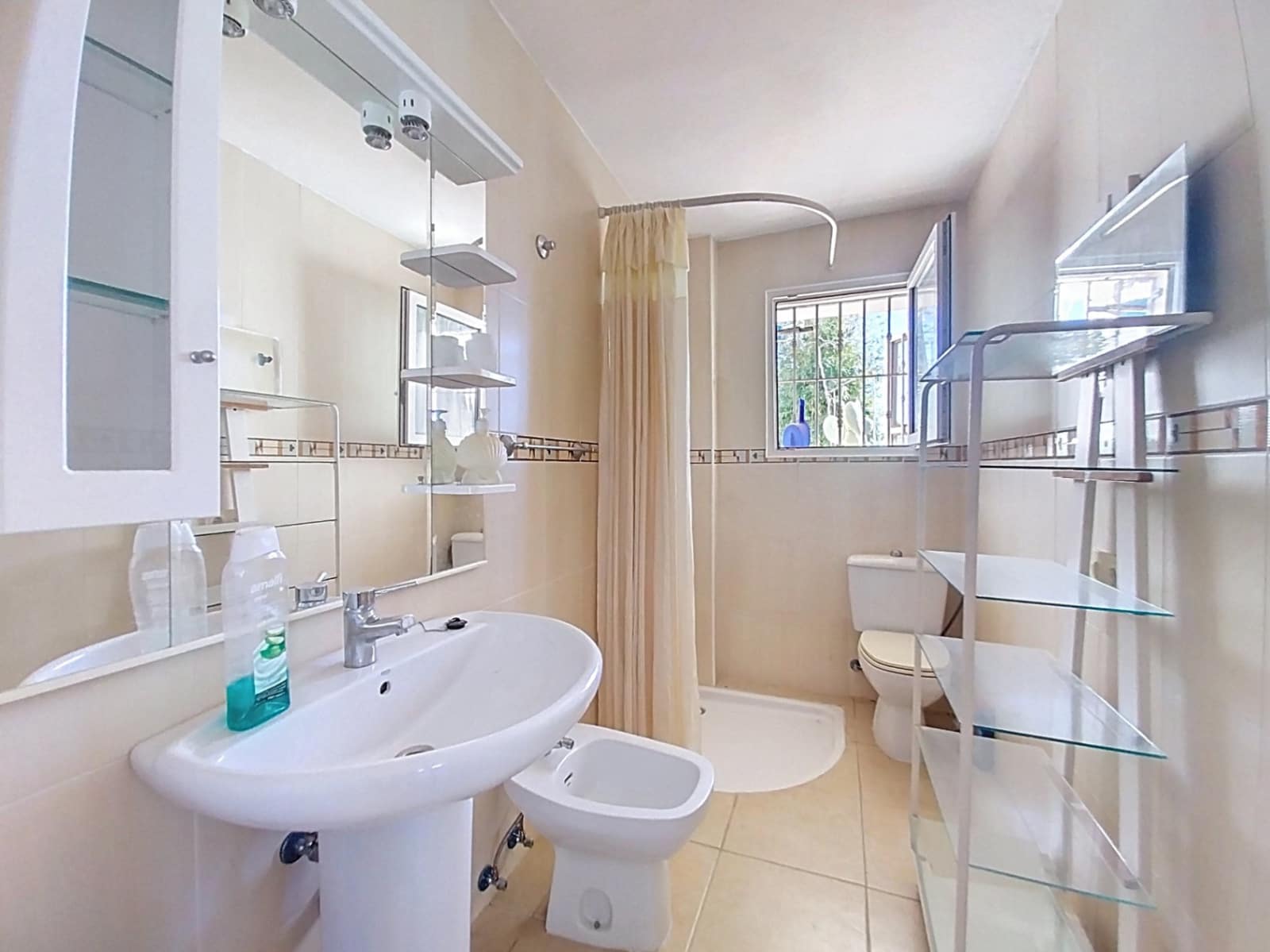 5 soveværelse Villa til salg i La Nucia med garage - € 475.000 (Ref: 9624043)