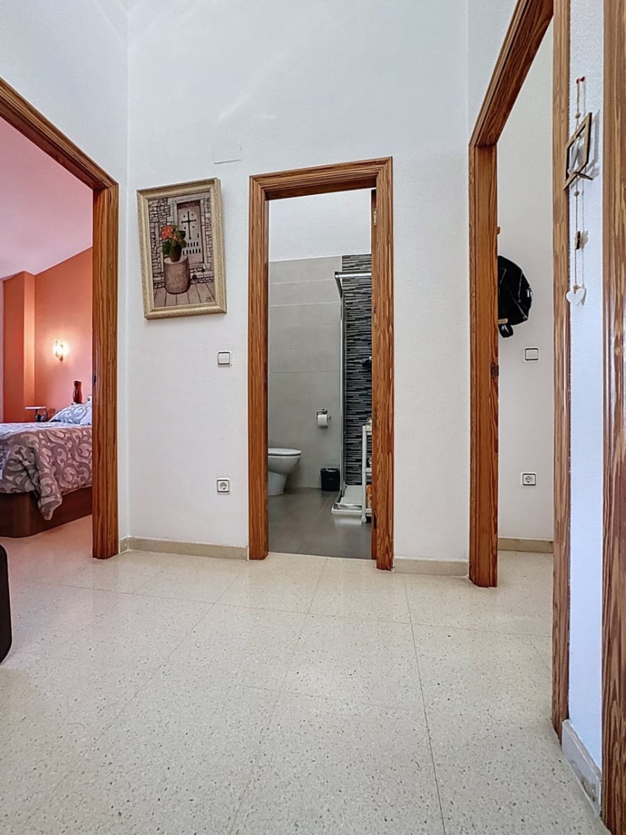 3 makuuhuone Bungalow myytävänä paikassa Albir mukana uima-altaan 
autotalli - 395 000 € (Ref: 9624044)