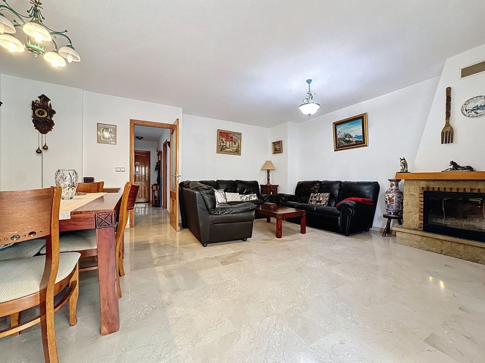 3 makuuhuone Bungalow myytävänä paikassa Albir mukana uima-altaan 
autotalli - 395 000 € (Ref: 9624044)