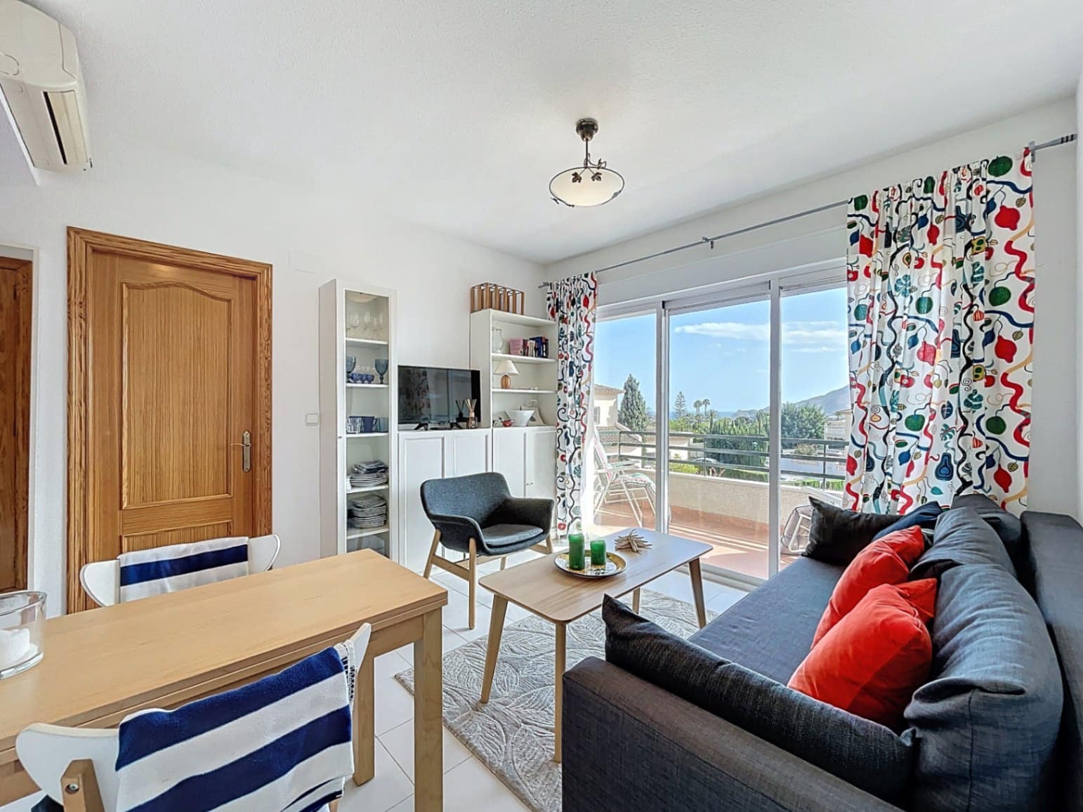 Apartamento de 1 habitación en La Nucia en alquiler con piscina garaje - 900 € (Ref: 9640944)