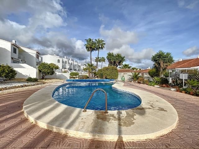 2 Zimmer Apartment zu verkaufen in La Nucia Pueblo  , La Nucia mit Pool - 195.000 € (Ref: 9642201)