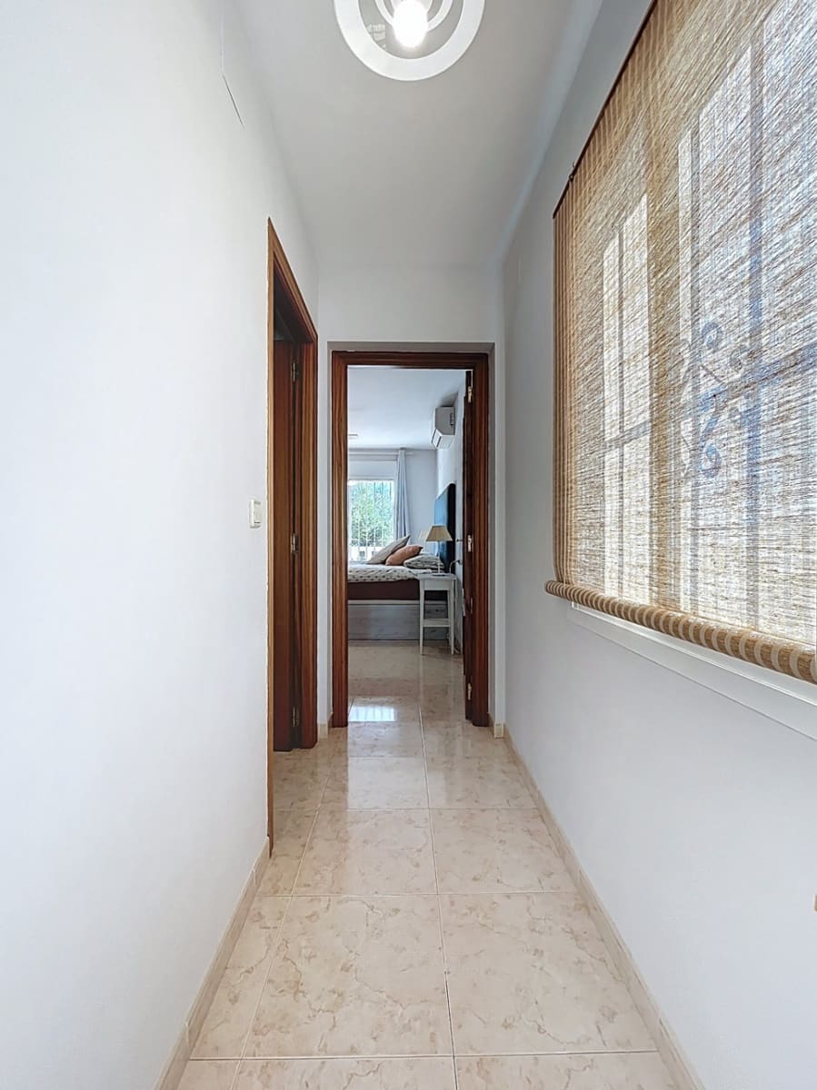 4 quarto Moradia para venda em Alfaz del Pi / L'Alfas del Pi com piscina garagem - 675 000 € (Ref: 9665498)