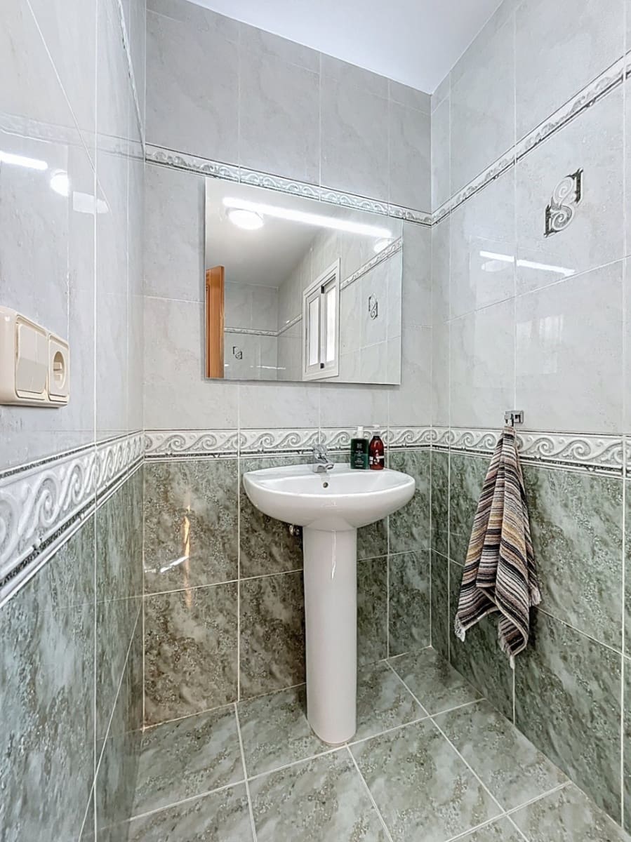 4 quarto Moradia para venda em Alfaz del Pi / L'Alfas del Pi com piscina garagem - 675 000 € (Ref: 9665498)