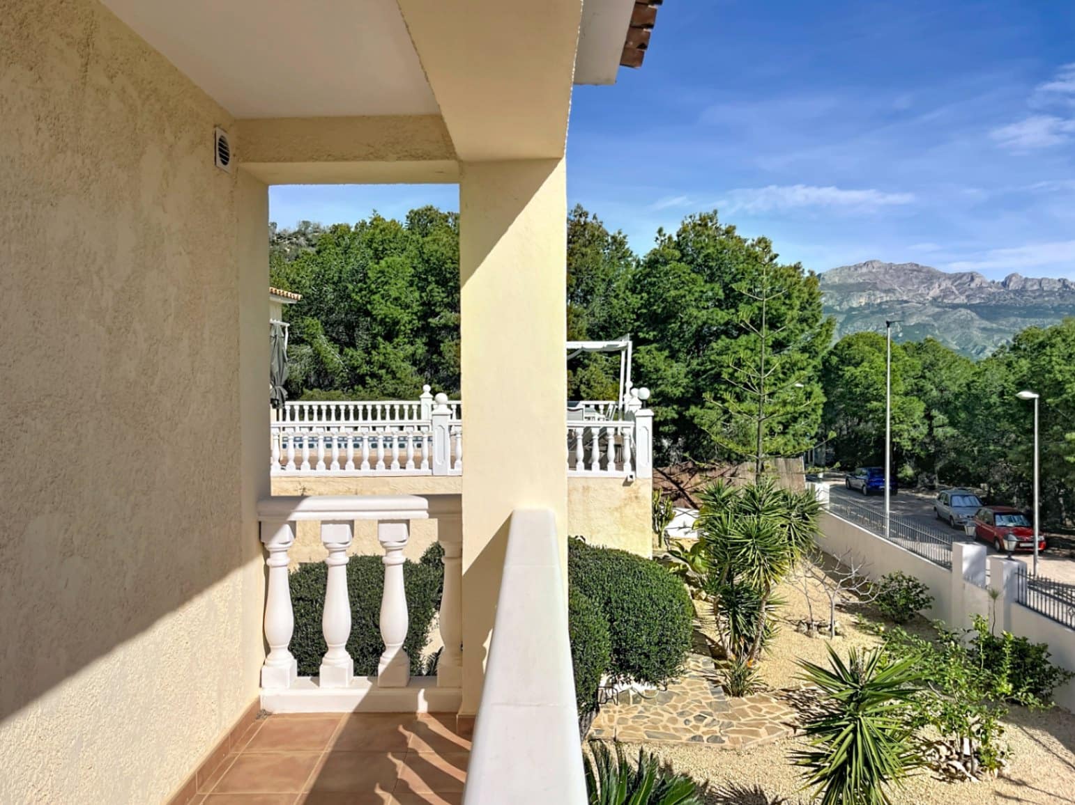 4 quarto Moradia para venda em Alfaz del Pi / L'Alfas del Pi com piscina garagem - 675 000 € (Ref: 9665498)