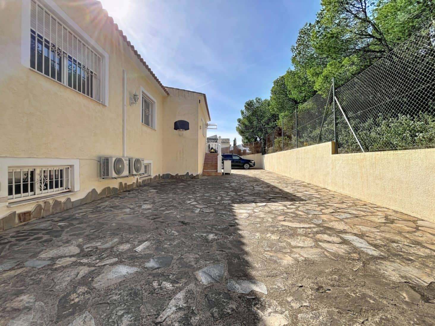 4 quarto Moradia para venda em Alfaz del Pi / L'Alfas del Pi com piscina garagem - 675 000 € (Ref: 9665498)
