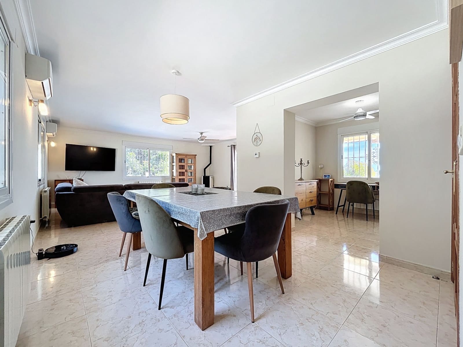 4 quarto Moradia para venda em Alfaz del Pi / L'Alfas del Pi com piscina garagem - 675 000 € (Ref: 9665498)