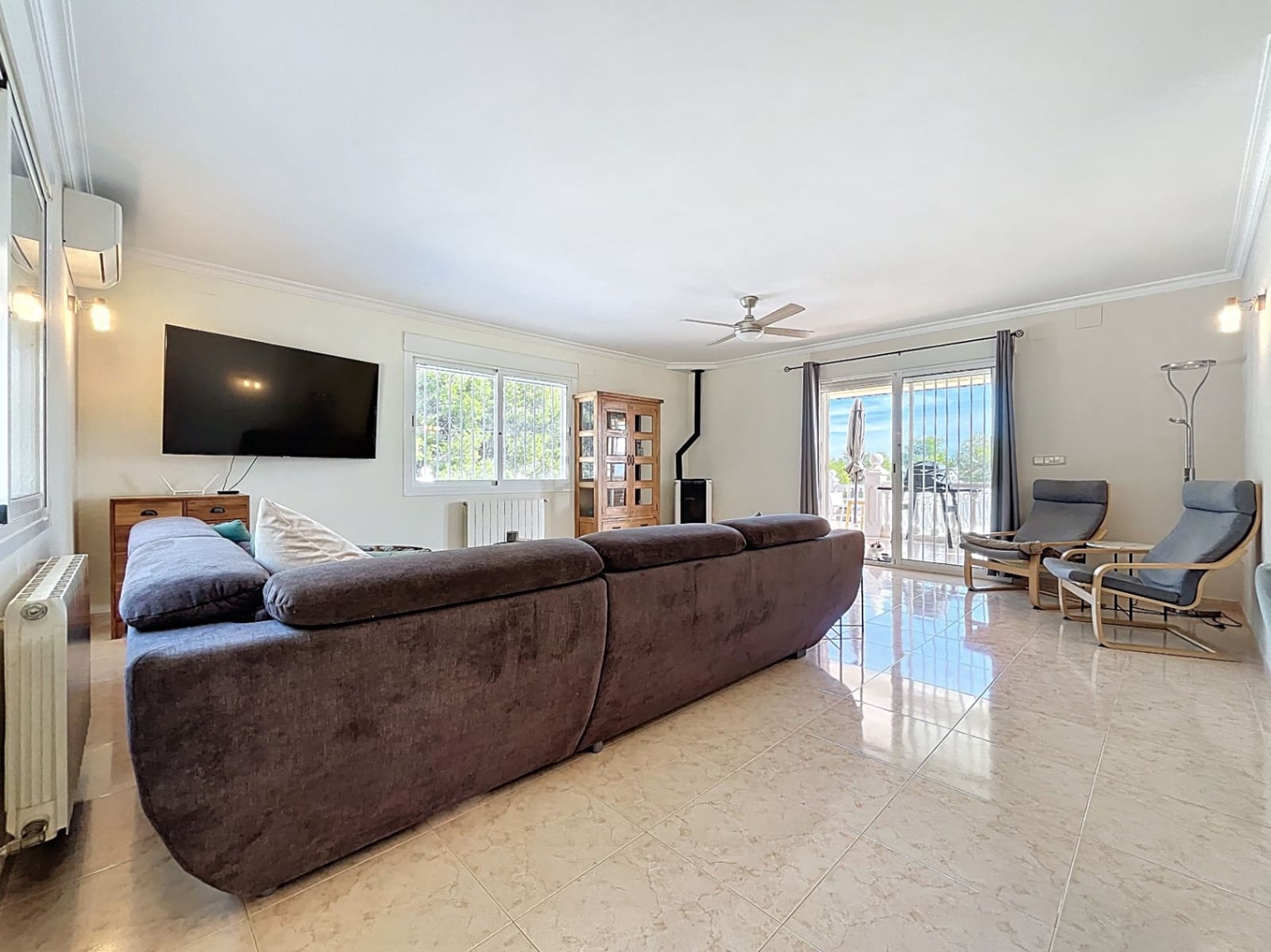 4 quarto Moradia para venda em Alfaz del Pi / L'Alfas del Pi com piscina garagem - 675 000 € (Ref: 9665498)