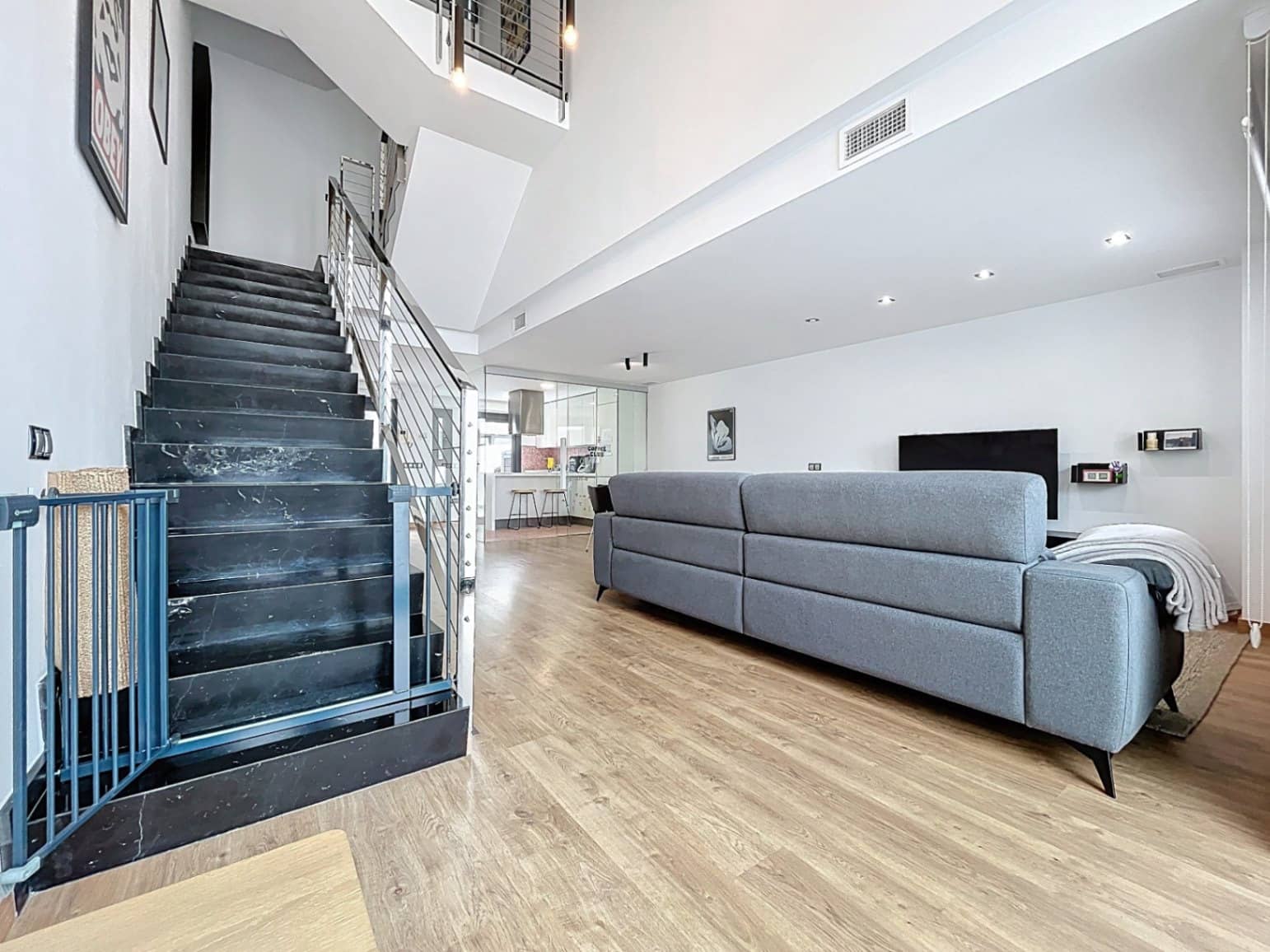 3 Zimmer Bungalow zu vermieten in Albir mit Pool Garage - 2.900 € (Ref: 9674683)