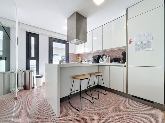 3 Zimmer Bungalow zu vermieten in Albir, Alfaz del Pi / L'Alfàs del Pi mit Pool Garage - 2.900 € (Ref: 9674683)