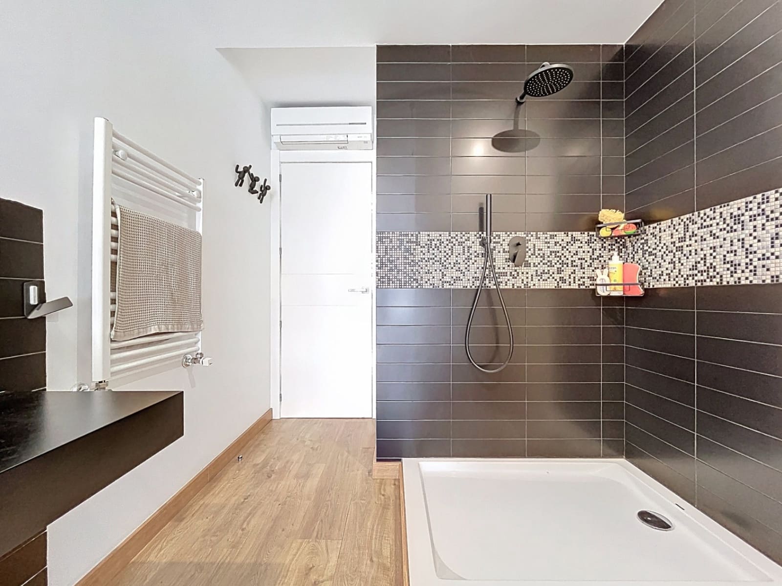 3 Zimmer Bungalow zu vermieten in Albir mit Pool Garage - 2.900 € (Ref: 9674683)