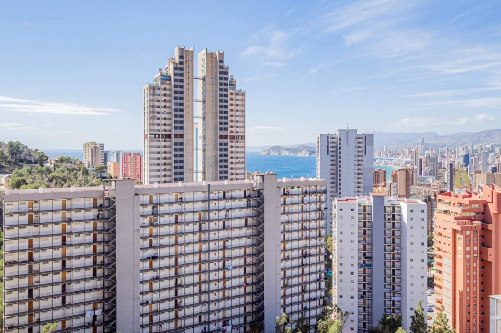 2 slaapkamer Appartement te koop in Benidorm met zwembad garage - € 229.900 (Ref: 9733373)