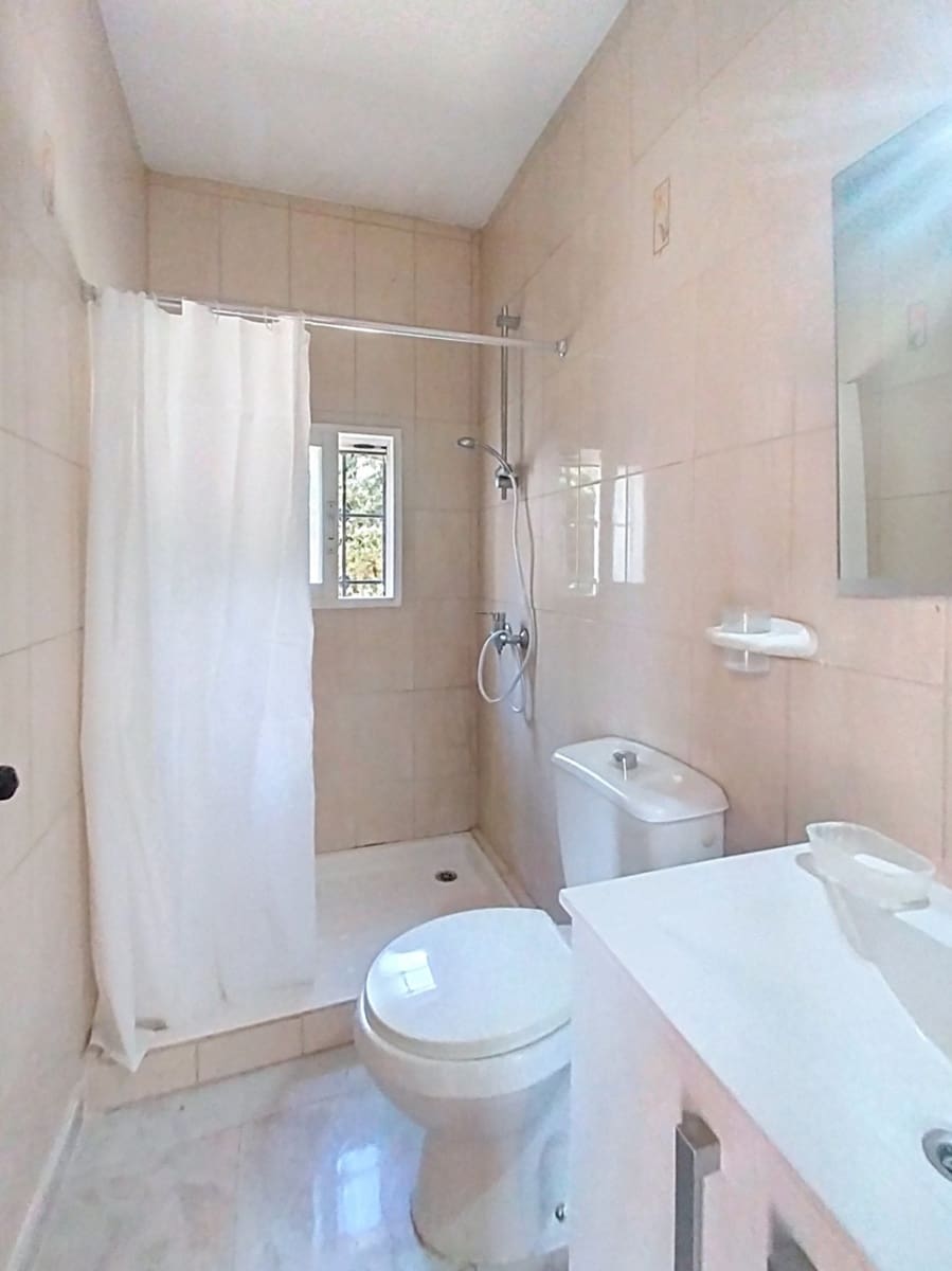 5 Zimmer Villa zu verkaufen in La Nucia mit Pool Garage - 525.000 € (Ref: 9740457)