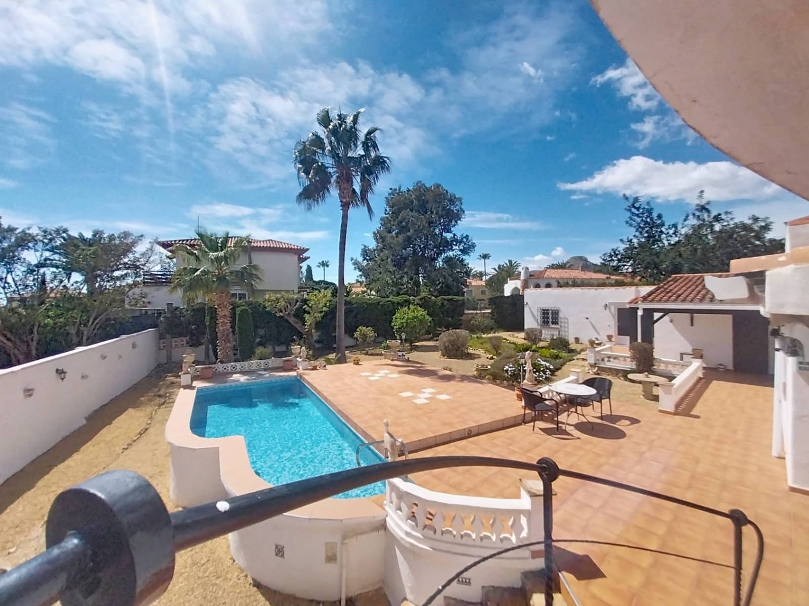 5 Zimmer Villa zu verkaufen in La Nucia mit Pool Garage - 525.000 € (Ref: 9740457)