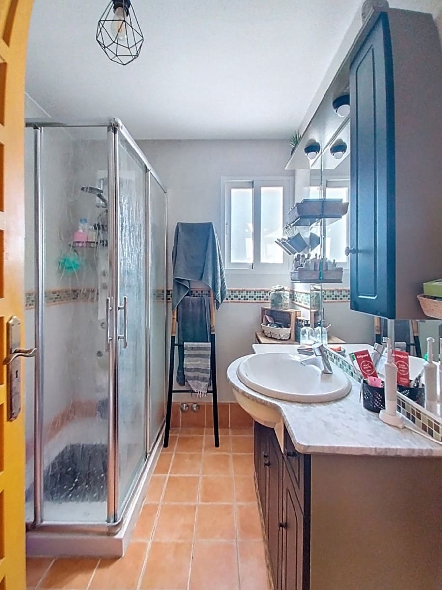 3 slaapkamer Halfvrijstaande villa te koop in Alfaz del Pi / L'Alfas del Pi met zwembad garage - € 359.000 (Ref: 9756648)