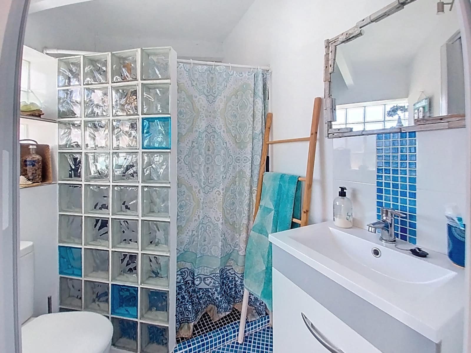 3 slaapkamer Halfvrijstaande villa te koop in Alfaz del Pi / L'Alfas del Pi met zwembad garage - € 359.000 (Ref: 9756648)