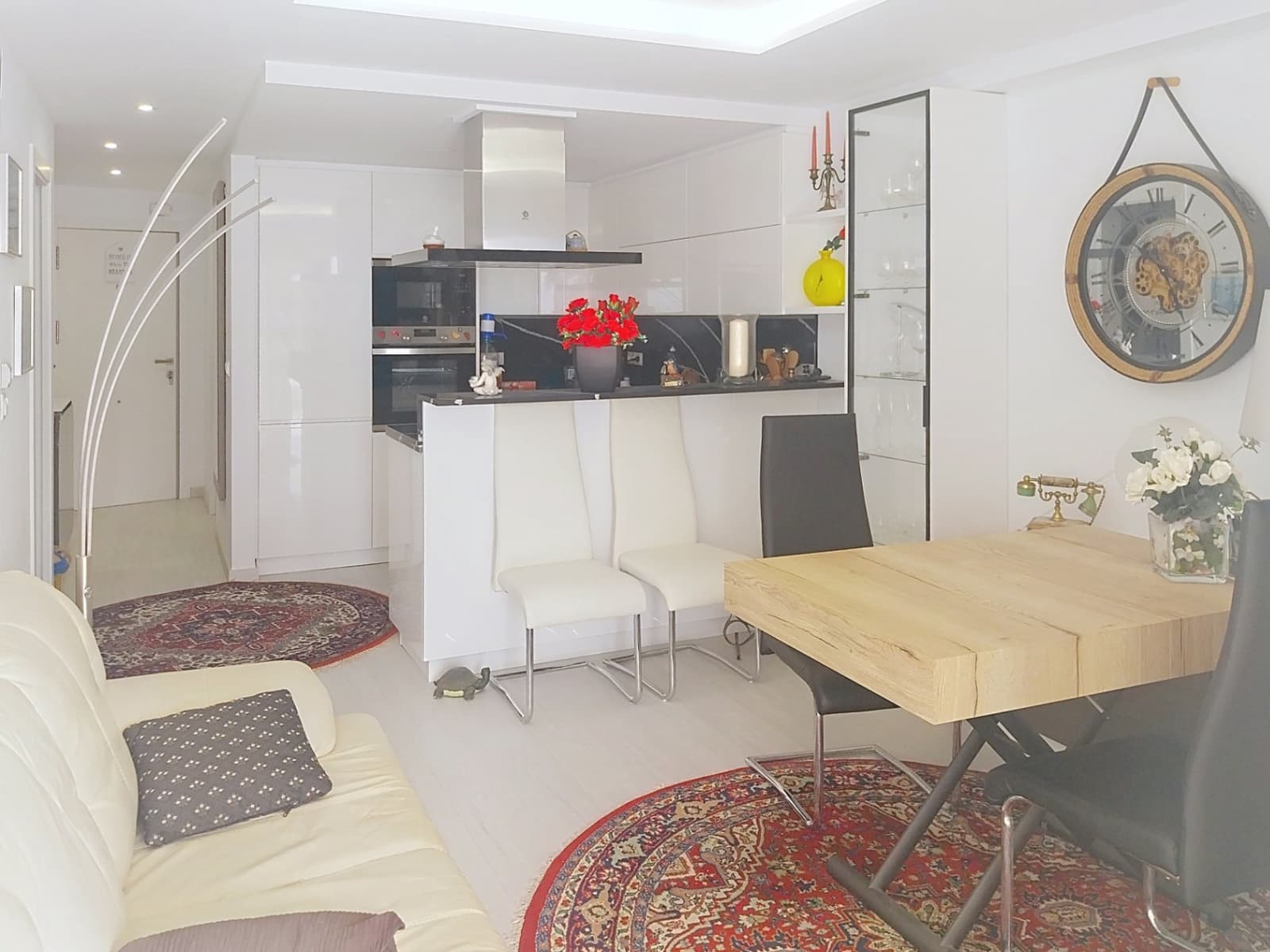 2 bedroom Apartment for sale in Altea with garage - € 385,000 (Ref: 9757597)