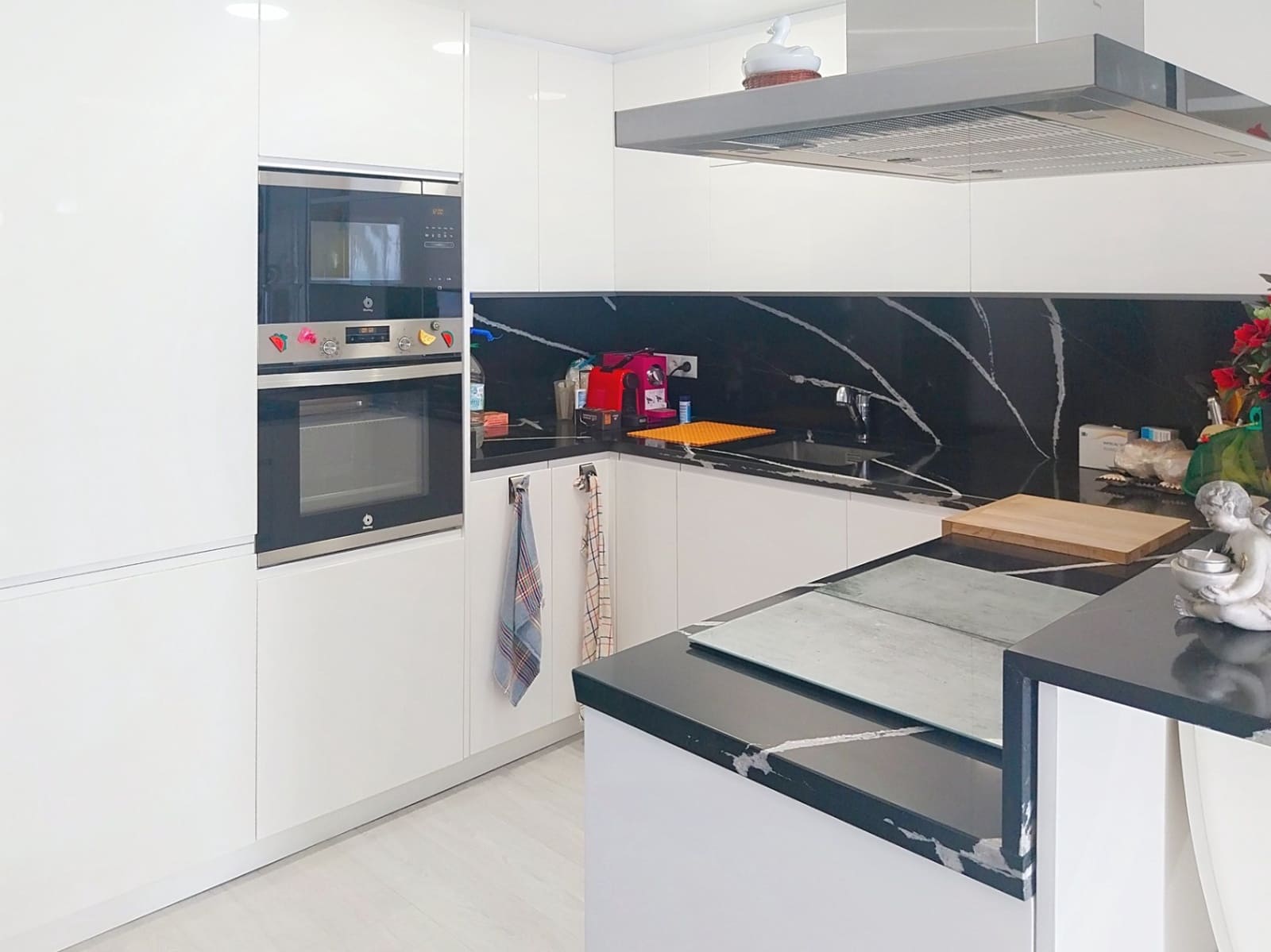 2 bedroom Apartment for sale in Altea with garage - € 385,000 (Ref: 9757597)