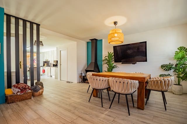 6 slaapkamer Villa te huur in Pueblo - Urbanizaciones, Alfaz del Pi / L'Alfàs del Pi met zwembad garage - € 2.800 (Ref: 9766820)