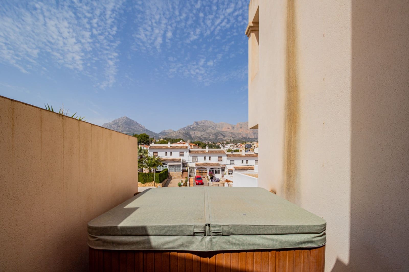 6 camera da letto Villa da affittare in Alfaz del Pi / L'Alfas del Pi con piscina garage - 2.800 € (Rif: 9766820)