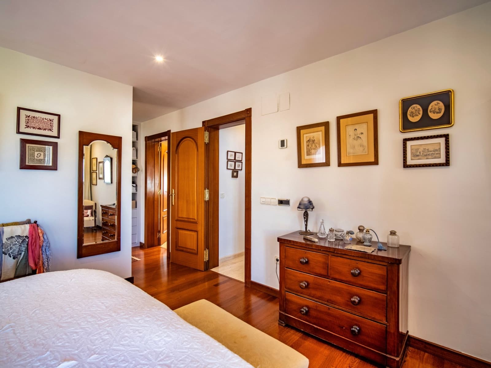 5 soverom Villa til salgs i Albir med svømmebasseng garasje - € 1 100 000 (Ref: 9766821)