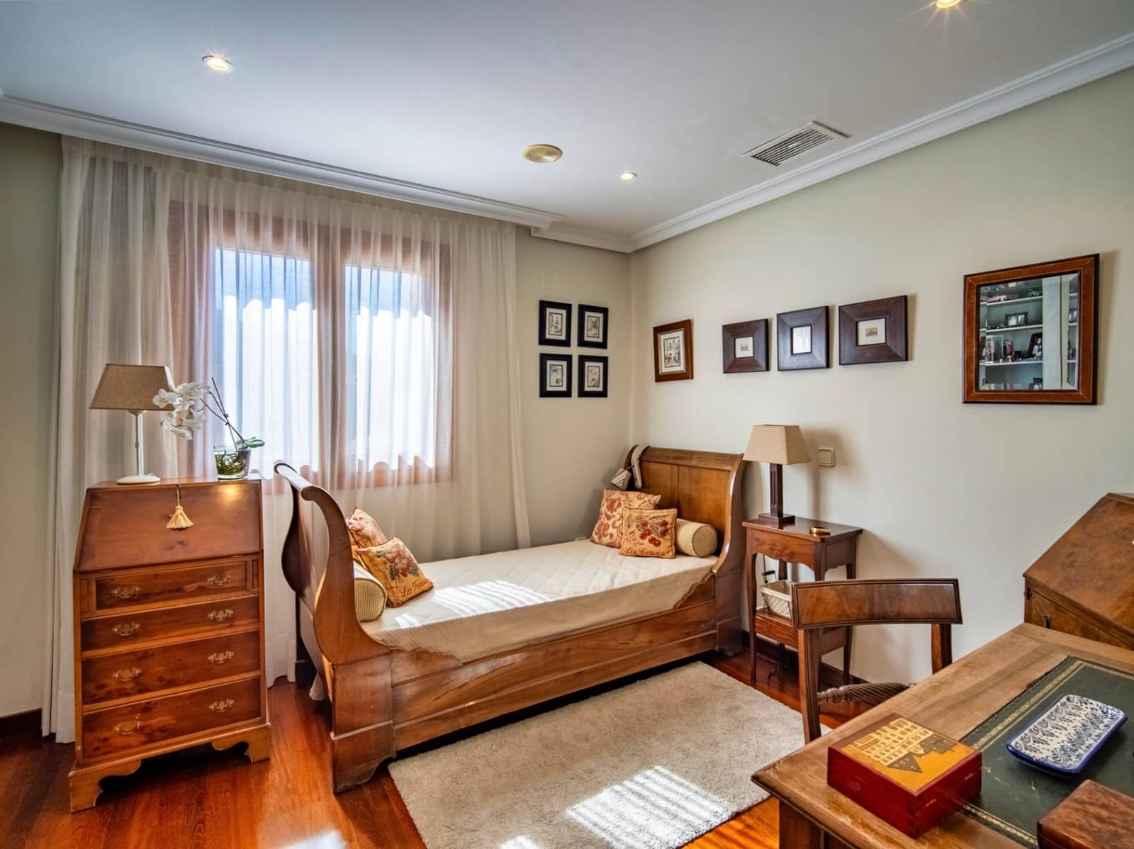 5 soverom Villa til salgs i Albir med svømmebasseng garasje - € 1 100 000 (Ref: 9766821)