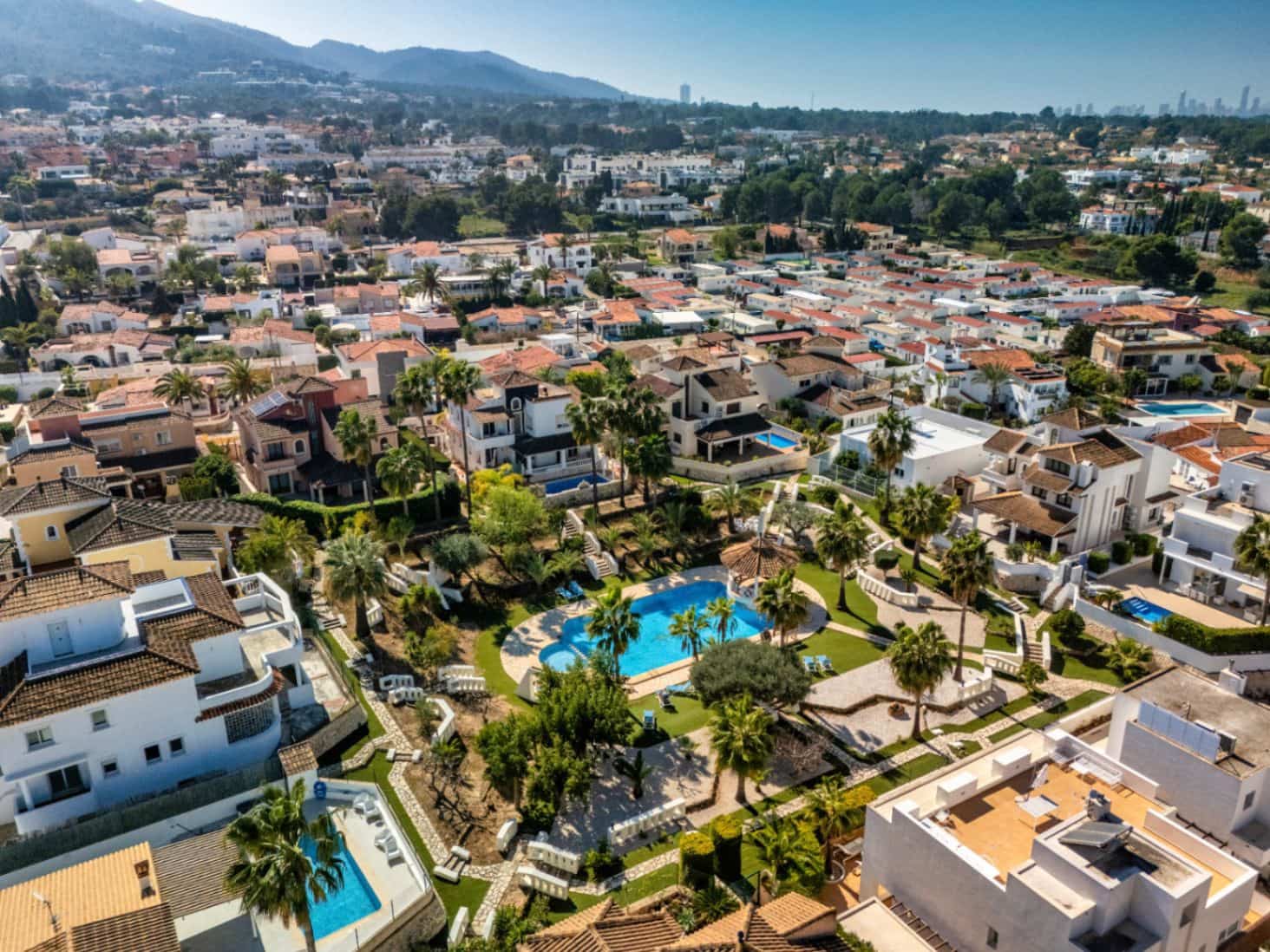 5 soverom Villa til salgs i Albir med svømmebasseng garasje - € 1 100 000 (Ref: 9766821)