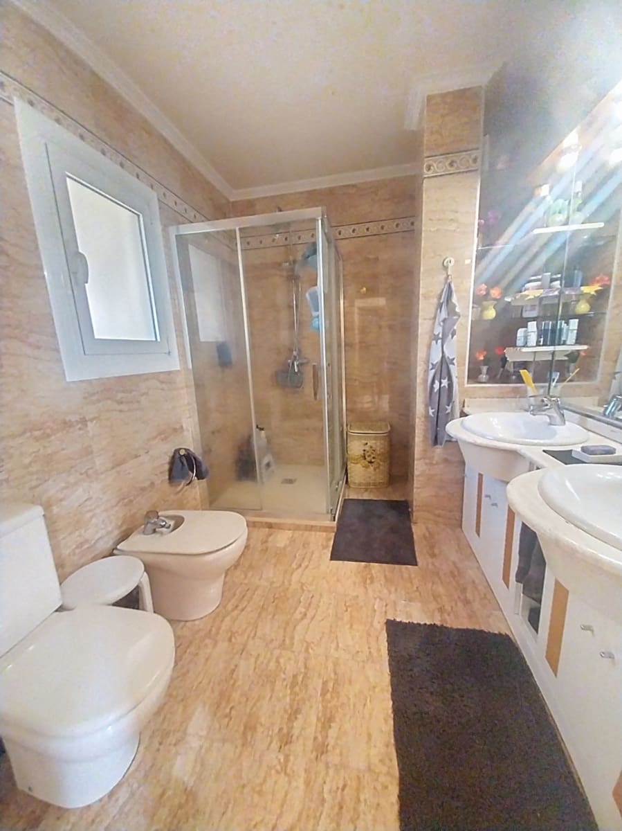 6 makuuhuone Huvila myytävänä paikassa Benidorm mukana uima-altaan 
autotalli - 1 635 000 € (Ref: 9777235)