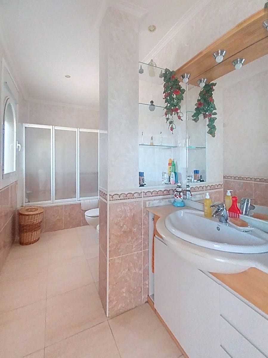 6 makuuhuone Huvila myytävänä paikassa Benidorm mukana uima-altaan 
autotalli - 1 635 000 € (Ref: 9777235)